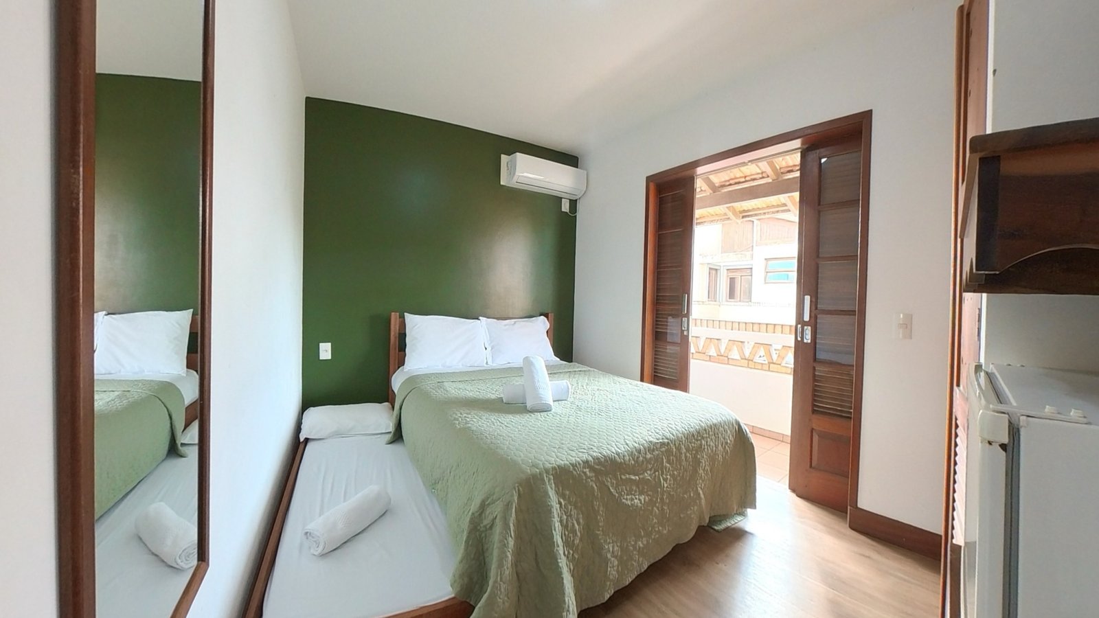 Suíte com Sacada - Foto 1